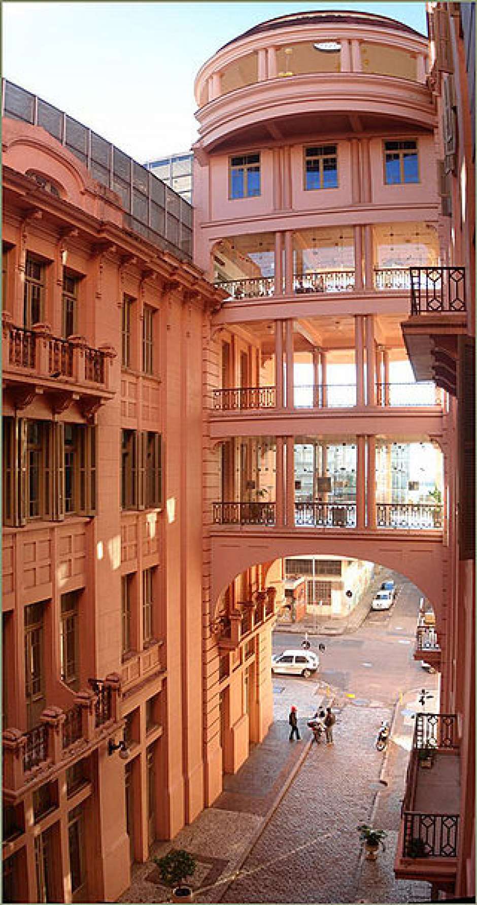 Foto de Casa de Cultura Mario Quintana - Crédito: BrasilGuias